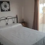 Atico Duplex Uma 아파트 *